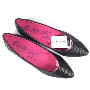 Black Pointed Toe Flats